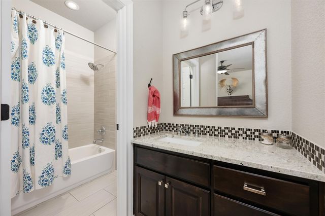 105 Stag Leap CT, Liberty Hill, TX 78642