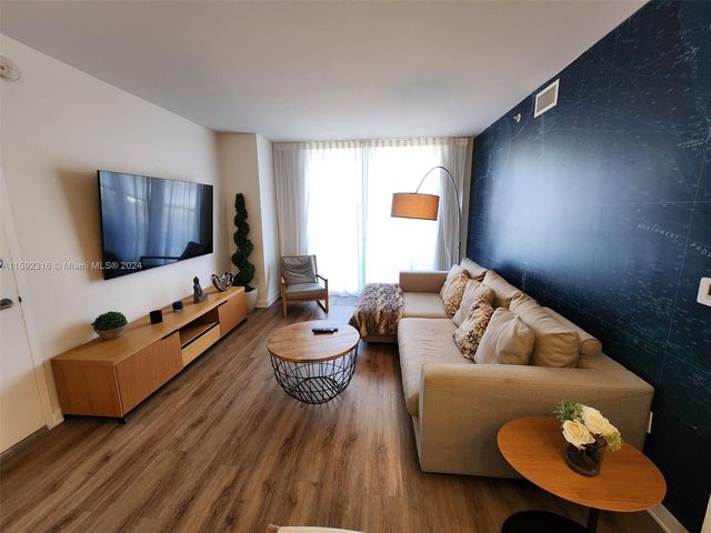 2602 E Hallandale Beach Blvd R805, Hallandale Beach, FL 33009