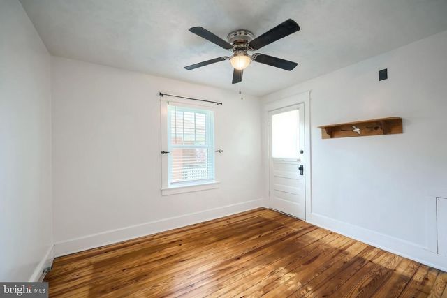 1057 LOCUST ST, Columbia, PA 17512