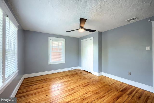 1057 LOCUST ST, Columbia, PA 17512