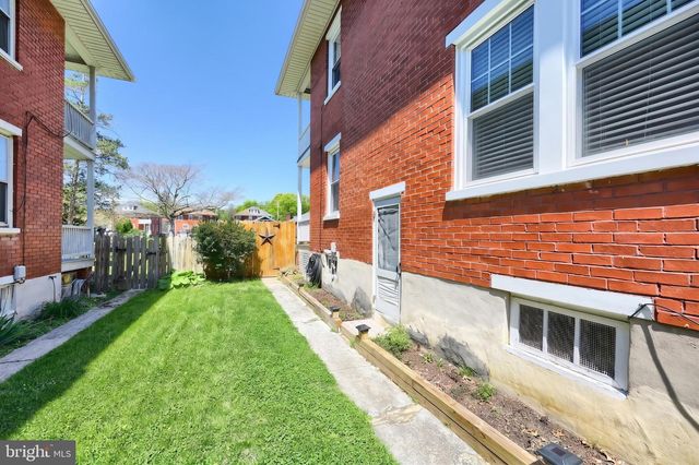 1057 LOCUST ST, Columbia, PA 17512