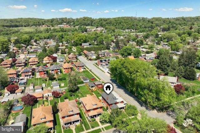 1057 LOCUST ST, Columbia, PA 17512