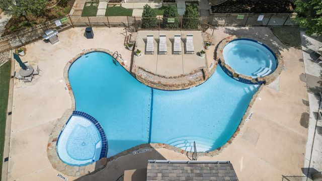 3101 Sondra Drive 107, Fort Worth, TX 76107