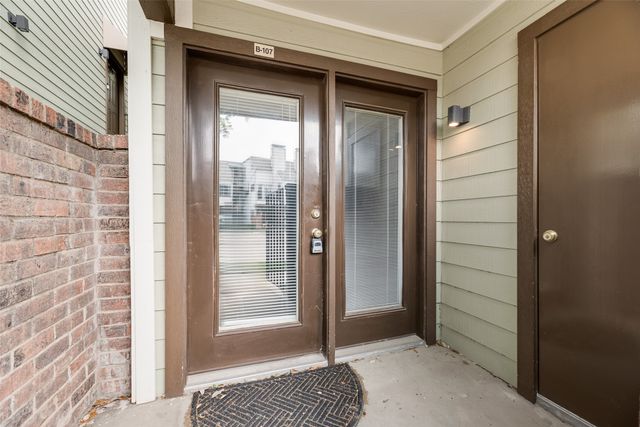 3101 Sondra Drive 107, Fort Worth, TX 76107