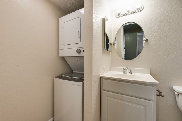 3101 Sondra Drive 107, Fort Worth, TX 76107