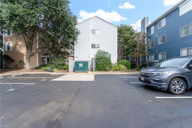 2316 Starfish Rd Apt 102, Virginia Beach, VA 23451