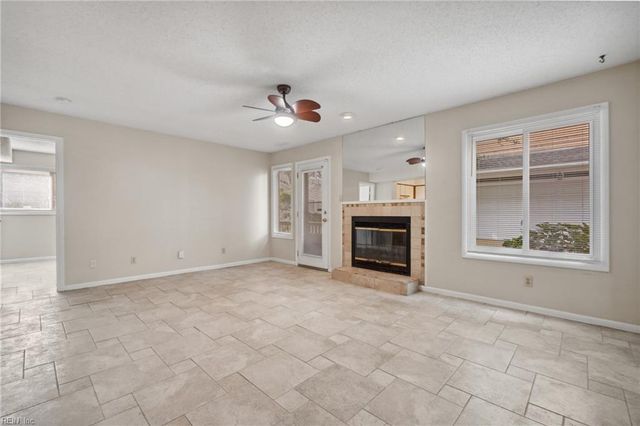 2316 Starfish Rd Apt 102, Virginia Beach, VA 23451