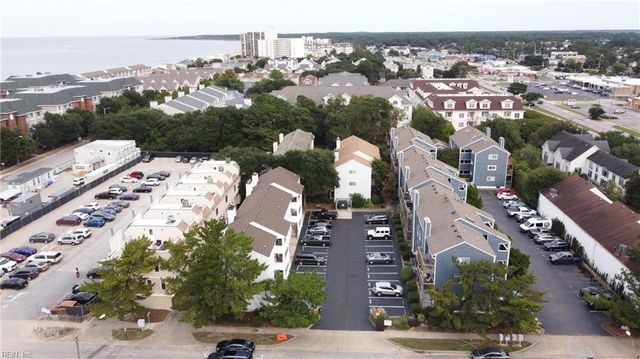 2316 Starfish Rd Apt 102, Virginia Beach, VA 23451