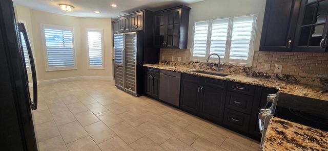 2125 BARBOSA COURT, The Villages, FL 32159