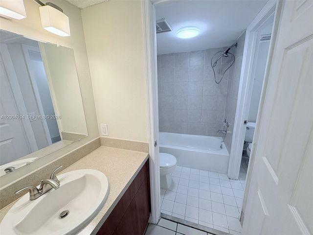 500 NW 114th Ave 101, Sweetwater, FL 33172