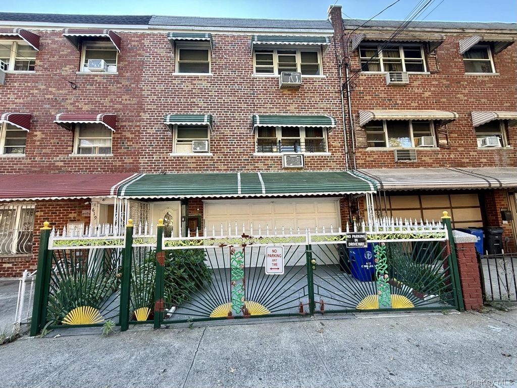 621 Commonwealth Avenue, Bronx, NY 10473 — exterior