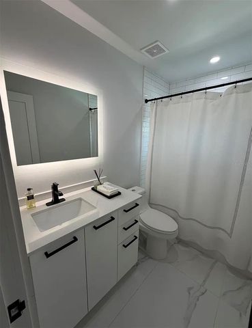 1359 40TH AVENUE NE, St Petersburg, FL 33703