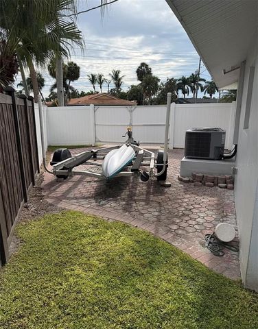 1359 40TH AVENUE NE, St Petersburg, FL 33703