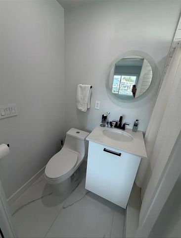 1359 40TH AVENUE NE, St Petersburg, FL 33703