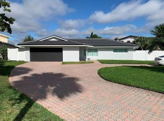 1359 40TH AVENUE NE, St Petersburg, FL 33703