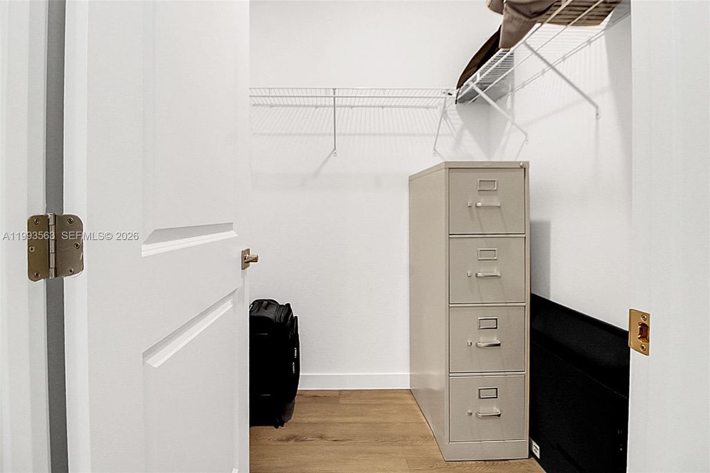 Image 30 of property listing at 1521 SE 7th Ct, Homestead, FL 33033