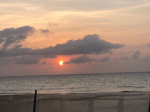 1237 N Hillsboro Mile 601, Hillsboro Beach, FL 33062