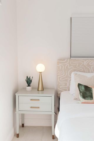 3057 NE 16th Avenue, Oakland Park, FL 33334