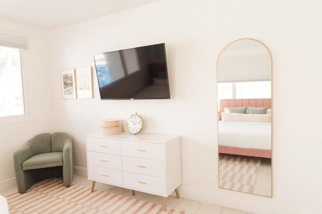 3057 NE 16th Avenue, Oakland Park, FL 33334