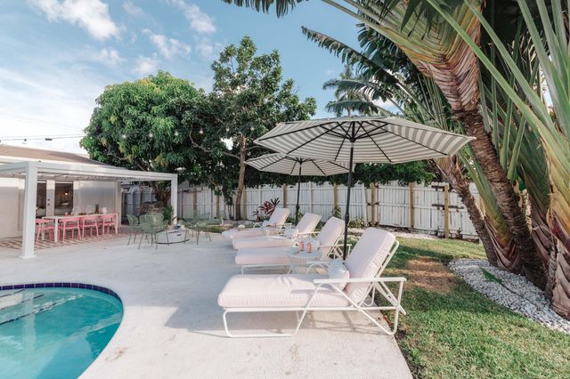 3057 NE 16th Avenue, Oakland Park, FL 33334