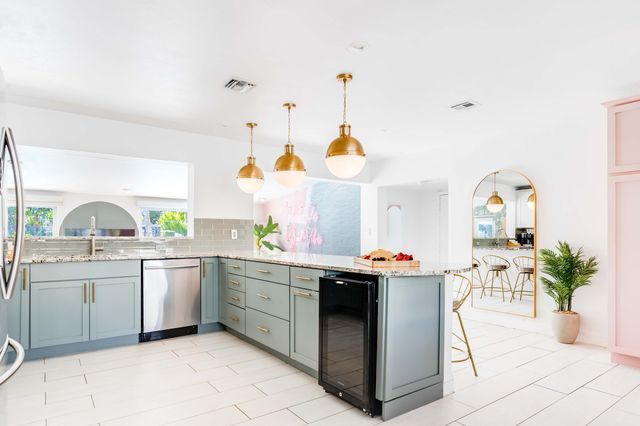 3057 NE 16th Avenue, Oakland Park, FL 33334