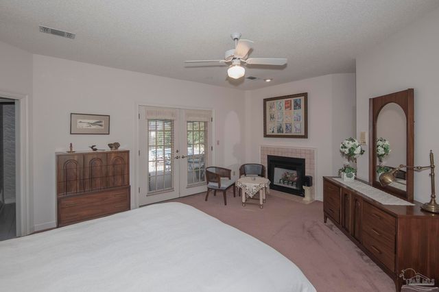 1505 Kings Rd, Cantonment, FL 32533