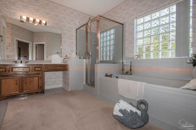 1505 Kings Rd, Cantonment, FL 32533