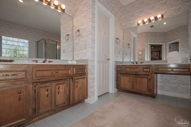 1505 Kings Rd, Cantonment, FL 32533