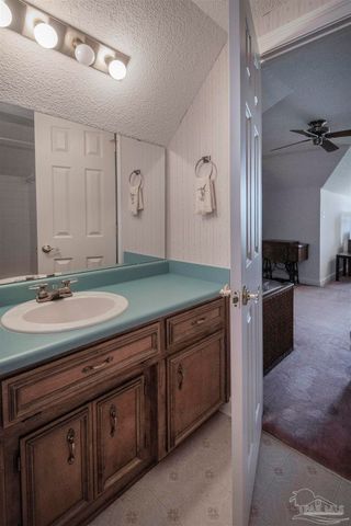 1505 Kings Rd, Cantonment, FL 32533