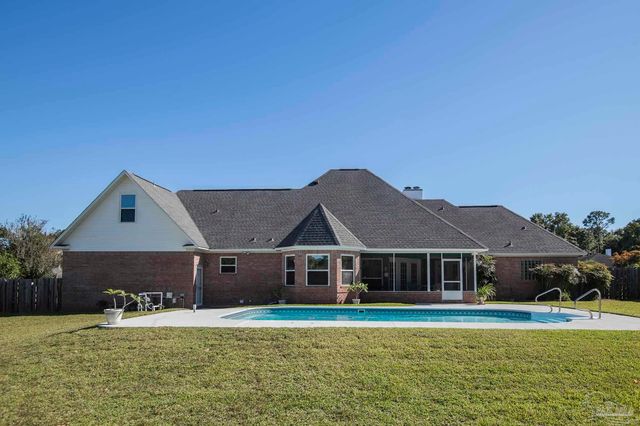 1505 Kings Rd, Cantonment, FL 32533