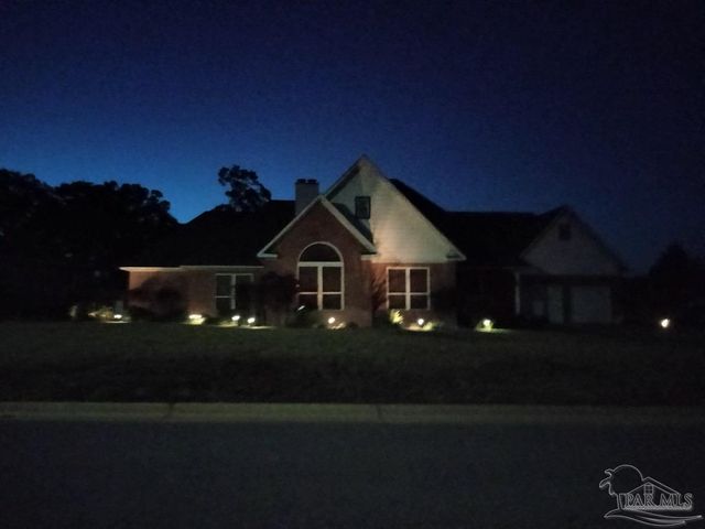 1505 Kings Rd, Cantonment, FL 32533