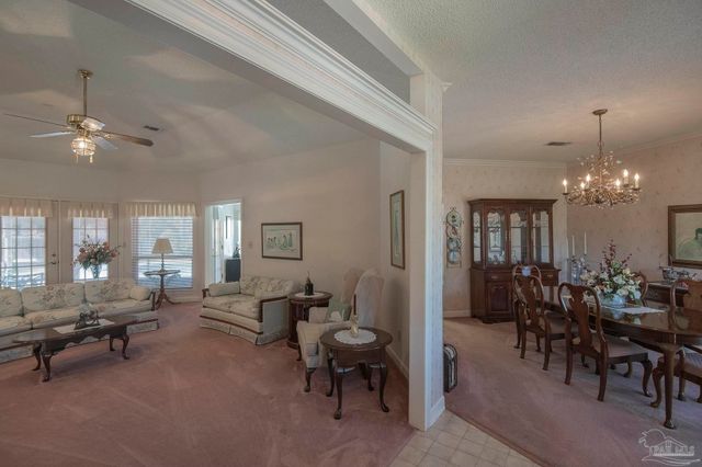 1505 Kings Rd, Cantonment, FL 32533