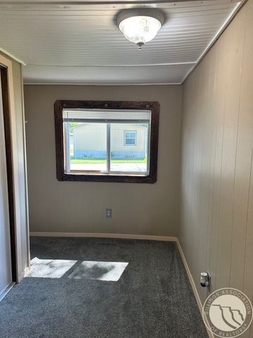 44 Red Rock Dr, Billings, MT 59102
