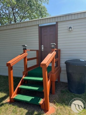 44 Red Rock Dr, Billings, MT 59102