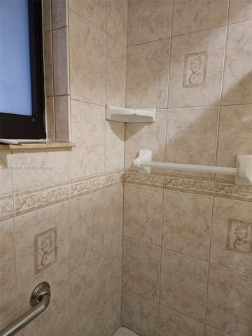 10301 Greenbriar Ct, Boca Raton, FL 33498