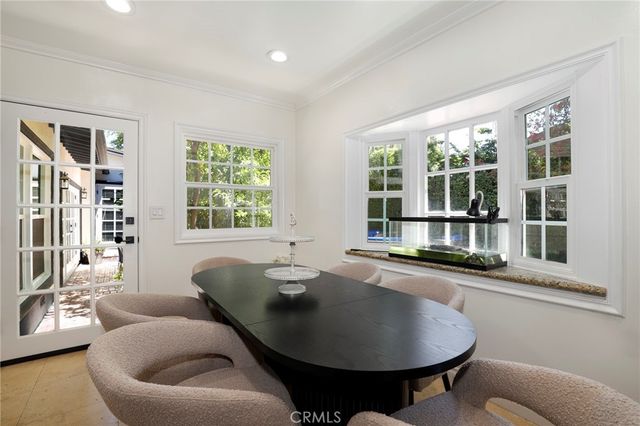 4428 Saugus Avenue, Sherman Oaks, CA 91403