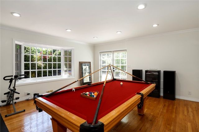 4428 Saugus Avenue, Sherman Oaks, CA 91403