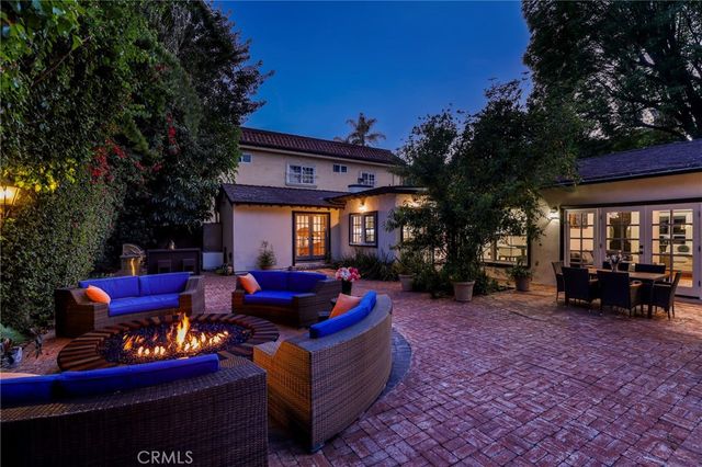 4428 Saugus Avenue, Sherman Oaks, CA 91403