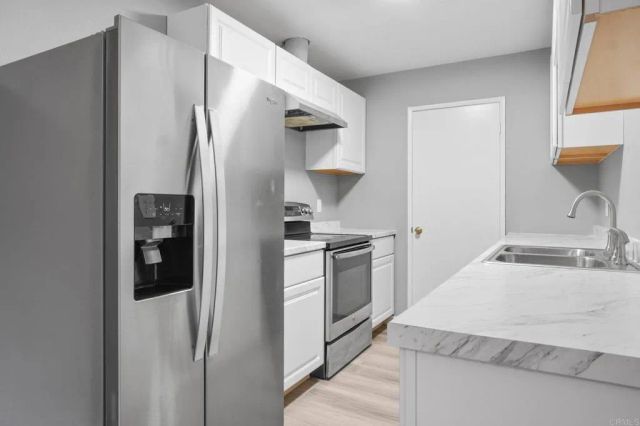 8000 University Avenue 202, La Mesa, CA 91942