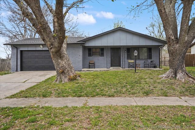 2141 S 120th East Avenue, Tulsa, OK 74129