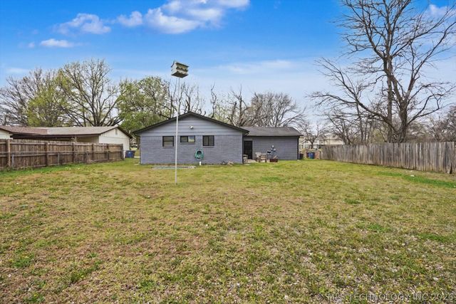 2141 S 120th East Avenue, Tulsa, OK 74129