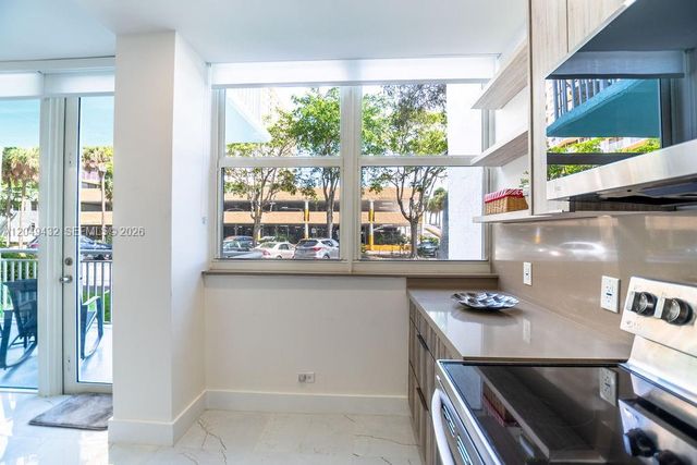 301 174th Street L05, Sunny Isles Beach, FL 33160