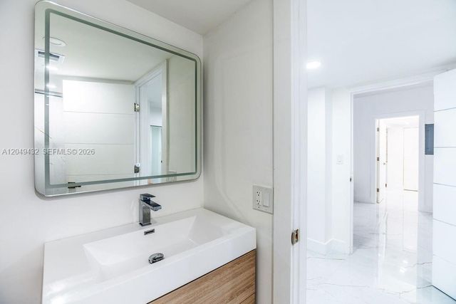 301 174th Street L05, Sunny Isles Beach, FL 33160