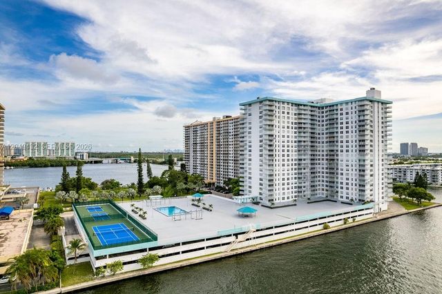 301 174th Street L05, Sunny Isles Beach, FL 33160