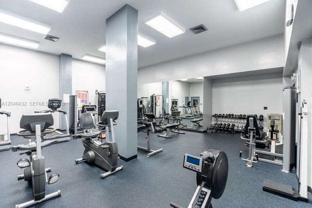 301 174th Street L05, Sunny Isles Beach, FL 33160