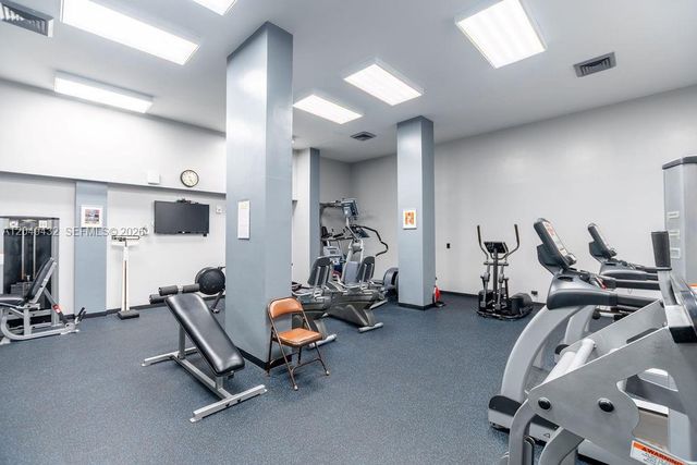 301 174th Street L05, Sunny Isles Beach, FL 33160