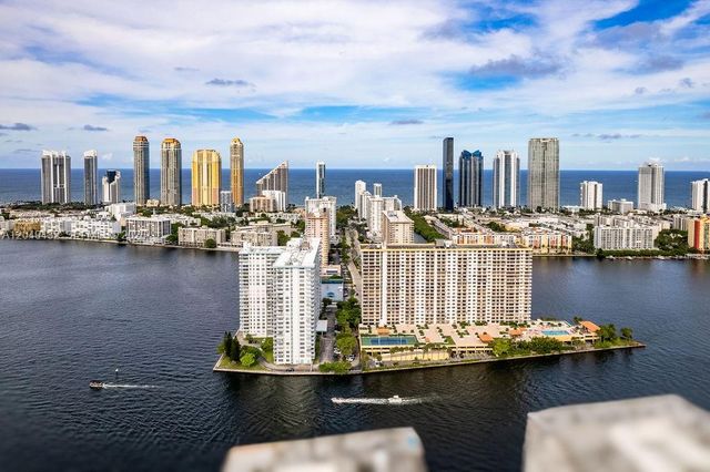 301 174th Street L05, Sunny Isles Beach, FL 33160