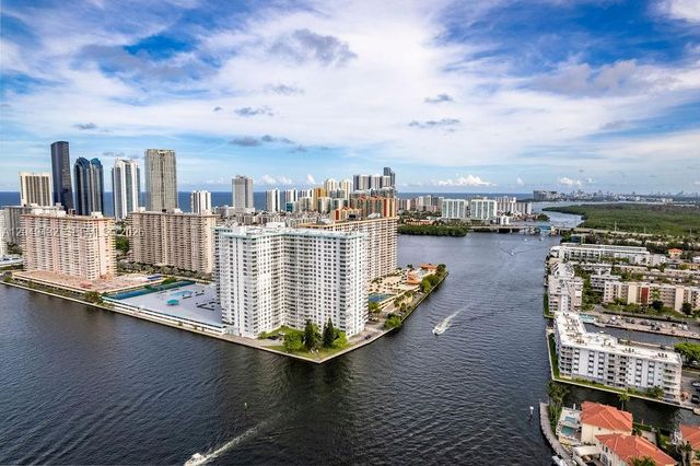 301 174th Street L05, Sunny Isles Beach, FL 33160