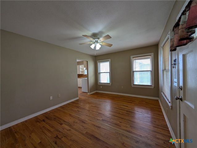 1185 W Mill Street, New Braunfels, TX 78130