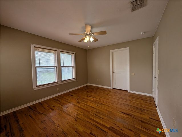 1185 W Mill Street, New Braunfels, TX 78130
